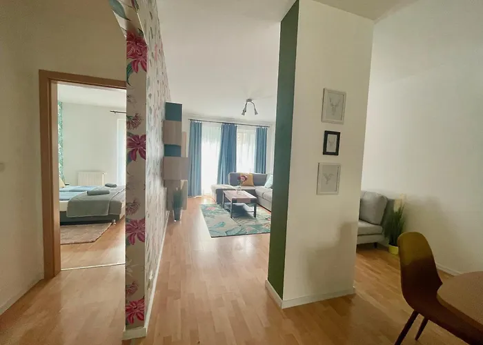 Klauzál 11 I Freeparking * Budapest